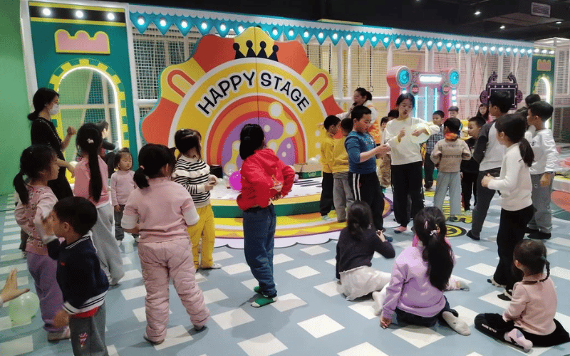 Establishing a Visual and Emotional Bond