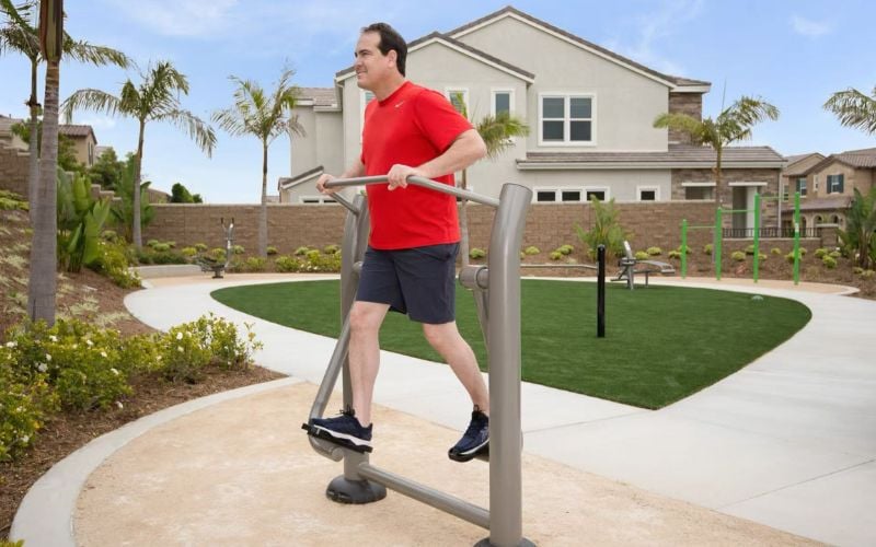 Static Strength Stations Cardiovascular Machines